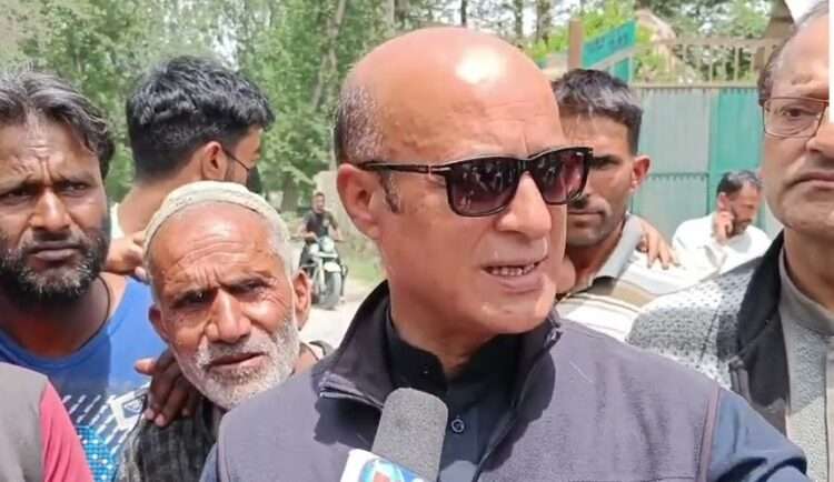 Another PDP leader Syed Bari Andrabi quits, likely to contest polls as independent